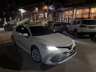 таета витц: Toyota Camry: 2018 г., Гибрид, Седан — 1