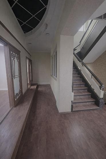 швейный механик: Сдается в аренду коммерческое помещение 490 м² на первой линии, район — 4