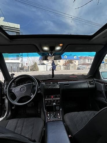 mtz 80: Mercedes-Benz E-Class: 1998 г., 2.4 л, Автомат, Бензин, Седан — 4