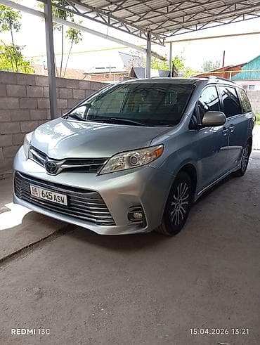 Toyota Sienna: 2019 г., 3.5 л, Автомат, Бензин, Вэн/Минивэн — 3