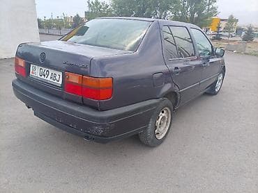 bmw 9: Volkswagen Vento: 1993 г., 1.6 л, Механика, Бензин, Седан — 3