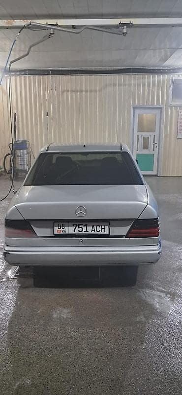 gac aion s 2021: Mercedes-Benz W124: 1988 г., Механика, Дизель, Седан — 4
