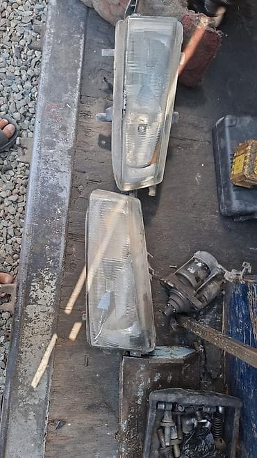 Алдыңкы фаралар комплектиси Универсалдуу