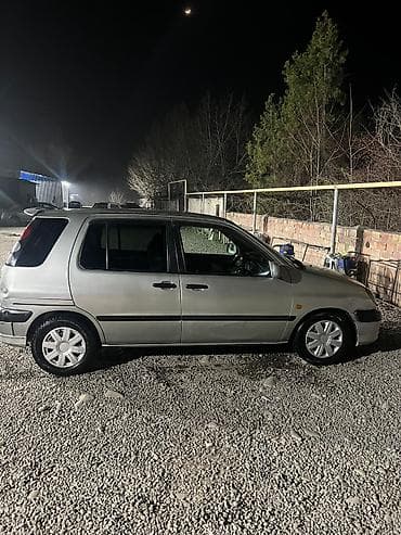 ом 662: Toyota Raum: 2000 г., 1.5 л, Автомат, Бензин, Минивэн — 3
