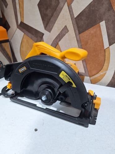 Дисковая пила Фирмы: ТАНКЕР Качество: оригинал 1200W 5000об/мин