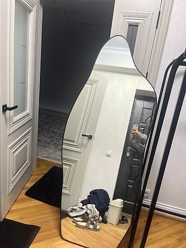 вешалка напольная для одежды: Напольная металлическая стойка для одежды с верхней полкой - — 6