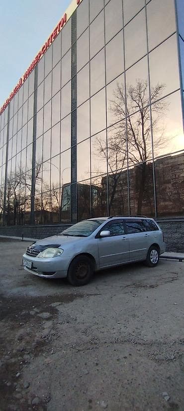 range rover 2004: Toyota Corolla: 2002 г., 1.5 л, Автомат, Бензин, Универсал — 1