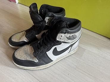 Подборка обуви: 1) Nike Air Jordan 1 High - Классическая