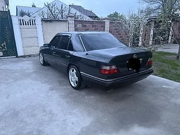 Mercedes-Benz W124: 1995 г., 3.2 л, Автомат, Бензин, Седан — 7