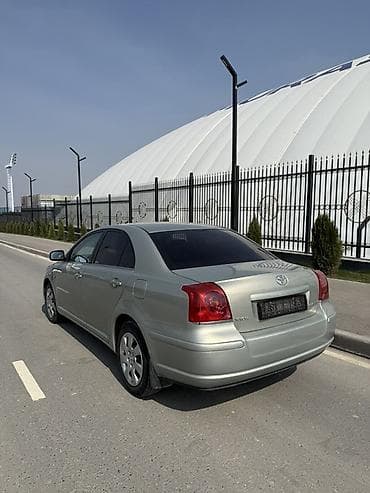 Toyota Avensis: 2006 г., 2.4 л, Бензин, Седан — 4