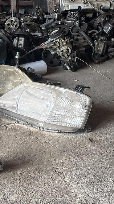 Передняя левая фара Honda — 1
