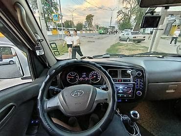 Продажа авто: Hyundai Porter: 2018 г., 2.5 л, Механика, Дизель — 6