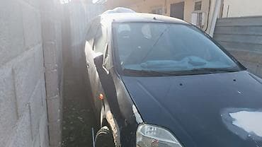 вампер хонда стрим: Honda Stream: 2001 г., Минивэн — 2