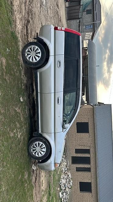 тайота фореннер: Honda HR-V: 2000 г., 1.6 л, Вариатор, Бензин, Кроссовер — 3