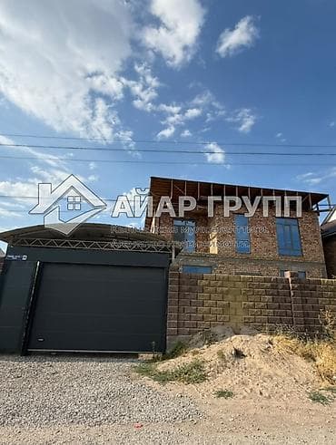 Дом Hi-Tech в Ак-Ордо 3 — 220 м² + подвал 55 м² на участке 4 сотки