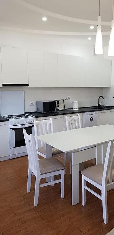 osh flat: Сдаю 4х комнатную квартиру, ул. Московская 160/1 перес. Исанова — 10