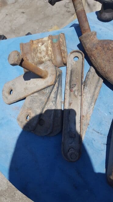 биндеры для переплета металлическими пружинами механические: Mercedes 817 1117 крепление стабилизатора крепление амортизатора — 1