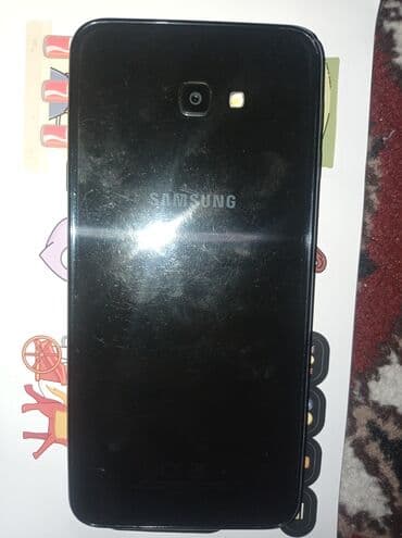 Ламинат: Samsung Galaxy J4 Plus, Б/у, 32 ГБ, цвет - Черный — 2