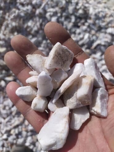 камни для аквариума: Продажа натуральных декоративных камней для ландшафтного дизайна — 27