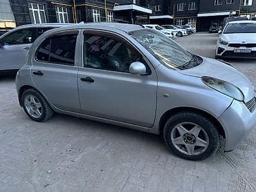 70 сом: Nissan Март: 2003 г., 1.3 л, Автомат, Бензин, Хетчбек — 3