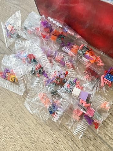 monster beats pro: Продаю яркий магнитный конструктор. Блоки легко соединяются, можно — 3