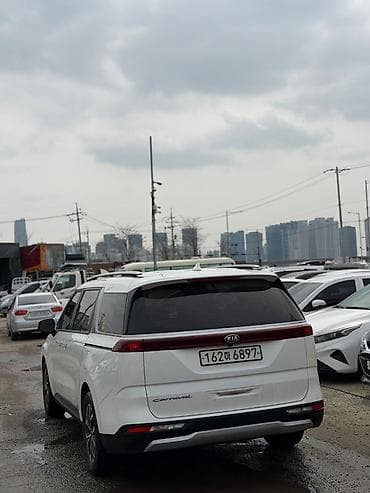 mini cuper: Kia Carnival: 2021 г., 2.2 л, Автомат, Дизель, Минивэн — 4