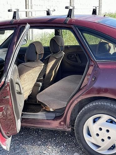 сед: Mazda 626: 1994 г., 2 л, Механика, Бензин, Седан — 8
