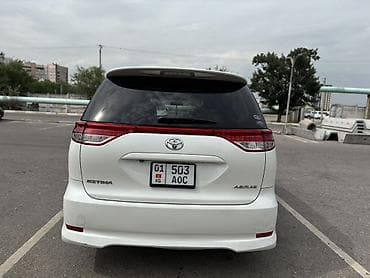 минивэн китай: Toyota Estima: 2007 г., Минивэн — 1