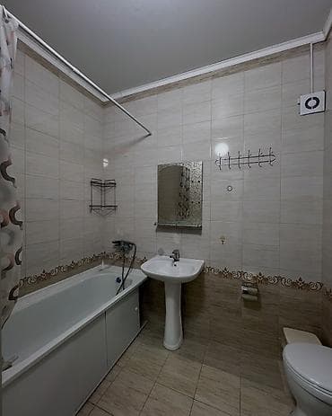 Квартиры: 1 комната, 40 м², Индивидуалка, 4 этаж, Евроремонт — 5