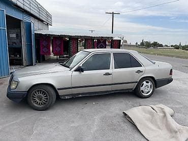 Унаа: Mercedes-Benz W124: 1988 г., Кол менен иштөөчү, Седан — 4