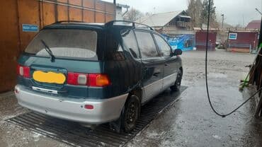 Toyota Ipsum: 1997 г., Автомат, Бензин, Минивэн — 9