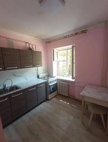 osh flat: 1 комната, 30 м², Хрущевка, 1 этаж, Косметический ремонт — 1