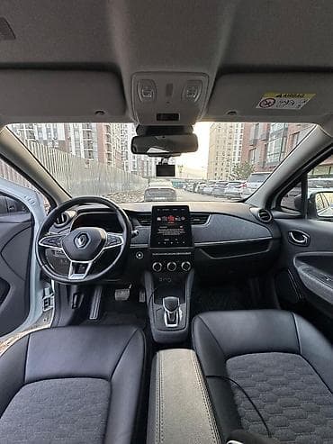 eva polik: Renault : 2020 г., Электромобиль, Хэтчбэк — 6