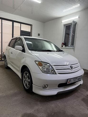 mazda 5: Toyota Ist: 2003 г., 1.3 л, Автомат, Бензин, Седан — 2