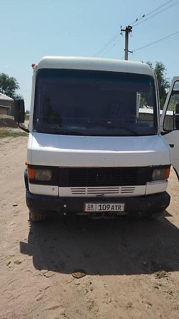 Грузовик, Mercedes-Benz, Стандарт, 5 т, Б/у at lalafo.kg Грузовик, Mercedes-Benz, Стандарт, 5 т, Б/у