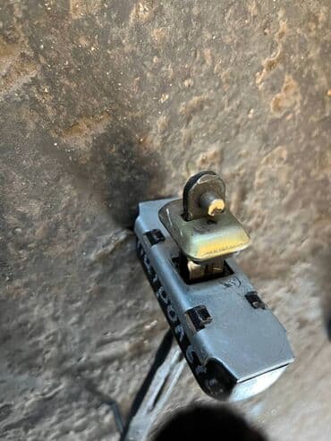 набор ключей в чемодане цена: Nissan Patrol Y61 ограничитель двери багажника, Ниссан Патрол У61 — 3