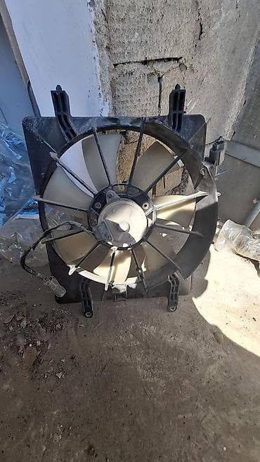 pm 2 5: Вентилятор Honda 2002 г., Б/у, Оригинал, Япония — 2