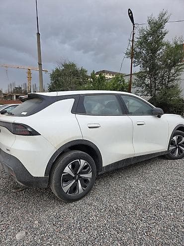 space runner: Changan Qiyuan Q05: 2026 г., 1.5 л, Электромобиль, Кроссовер — 2