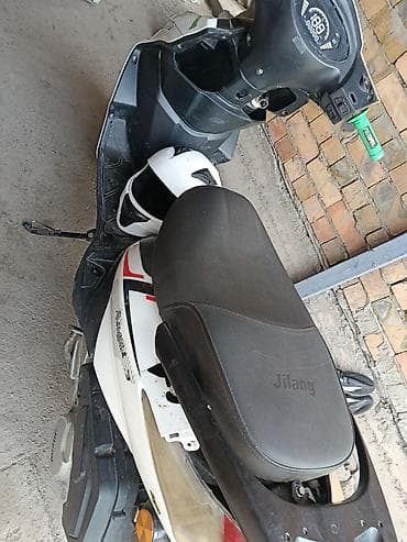 e60 m5: Тип скутера 125 куб. см, Бензин, Б/у — 3
