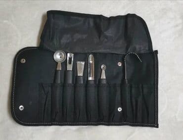 посуда кастрюли: Продаю посуду . Б/У Сковородки: 1. большая с ручкой 2. поменьше с — 8