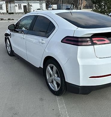 9: Chevrolet Volt: 2015 г., 1.4 л, Гибрид, Лифтбек — 3