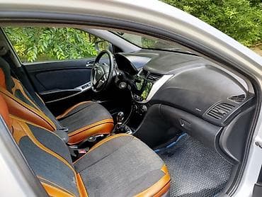продаю или меняю обмен: Hyundai Solaris: 2013 г., 1.6 л, Механика, Газ, Седан — 5
