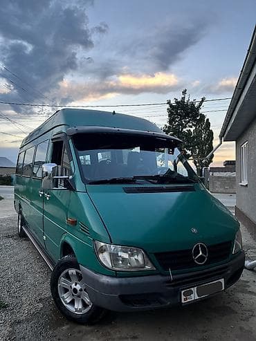Унаа сатуу: Mercedes-Benz Спринтер: 2003 г., 2.2 л, Кол менен иштөөчү, Дизель, Бус — 1