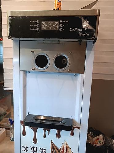 марожный аппарат: Профессиональный аппарат для мягкого мороженого (Ice Cream Machine) — 1