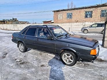 step 2: Audi 80: 1985 г., Седан — 1