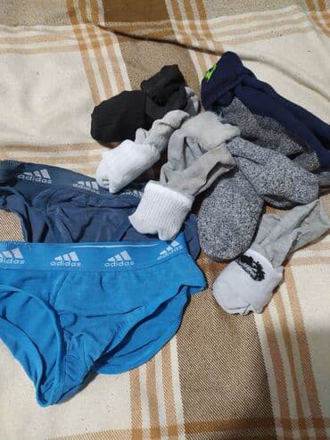продажа детской одежды: Отдам одежду на мальчика 11-12 лет за шоколадку. Кара-Балта — 8