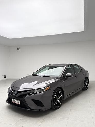 camry 55 гибрид: Toyota Camry: 2019 г., 2.5 л, Вариатор, Гибрид, Седан — 1