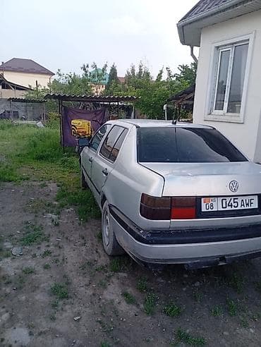 Продажа авто: Volkswagen Vento: 1993 г., 1.8 л, Механика, Бензин, Седан — 2