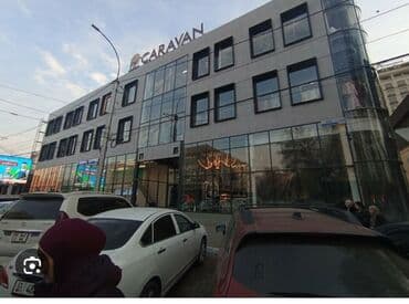 Сдаю Бутик, 13 м², Караван, С ремонтом, Действующий, С оборудованием at lalafo.kg Сдаю Бутик, 13 м², Караван, С ремонтом, Действующий, С оборудованием