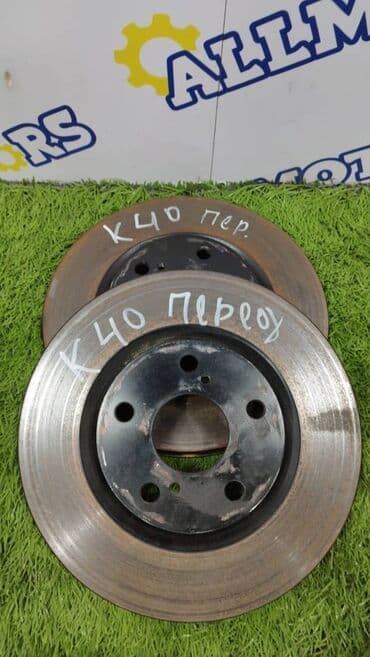 перфорированные тормозные диски: Комплект тормозных дисков Toyota Б/у, Оригинал — 1